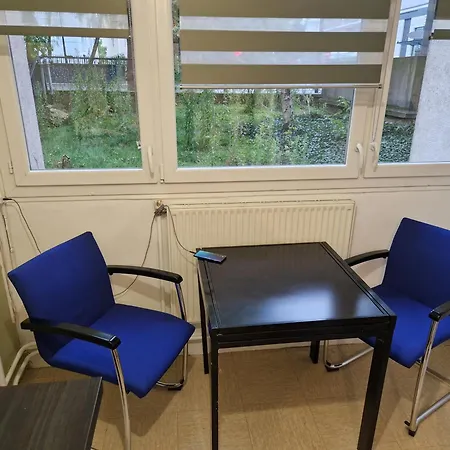 Comfortable For Working - *