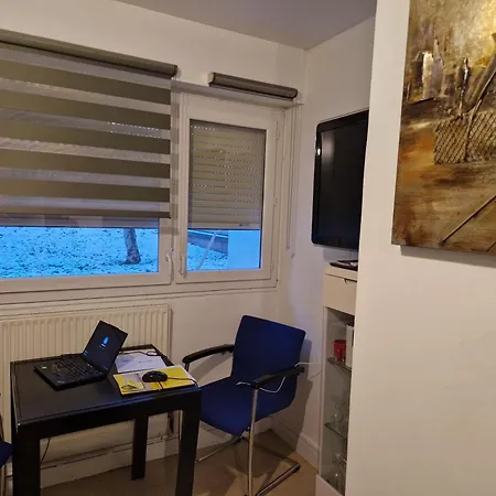 Private Comfortable For Working -